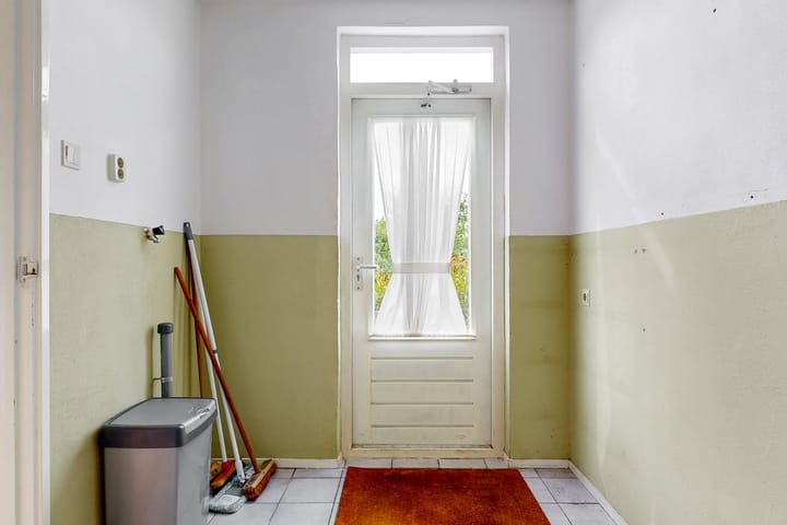 Foto 19 van Vennewatersweg 10