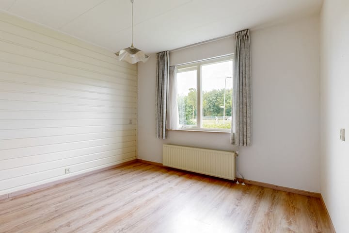 Foto 15 van Vennewatersweg 10