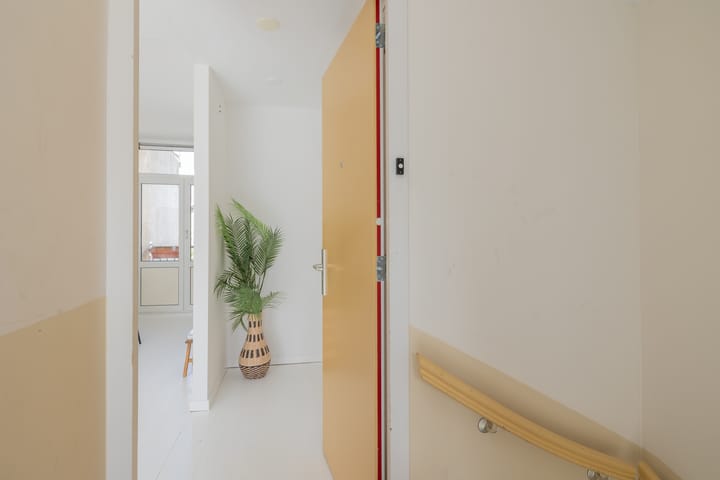 Photo 5 of Joan Melchior Kemperstraat 62-3