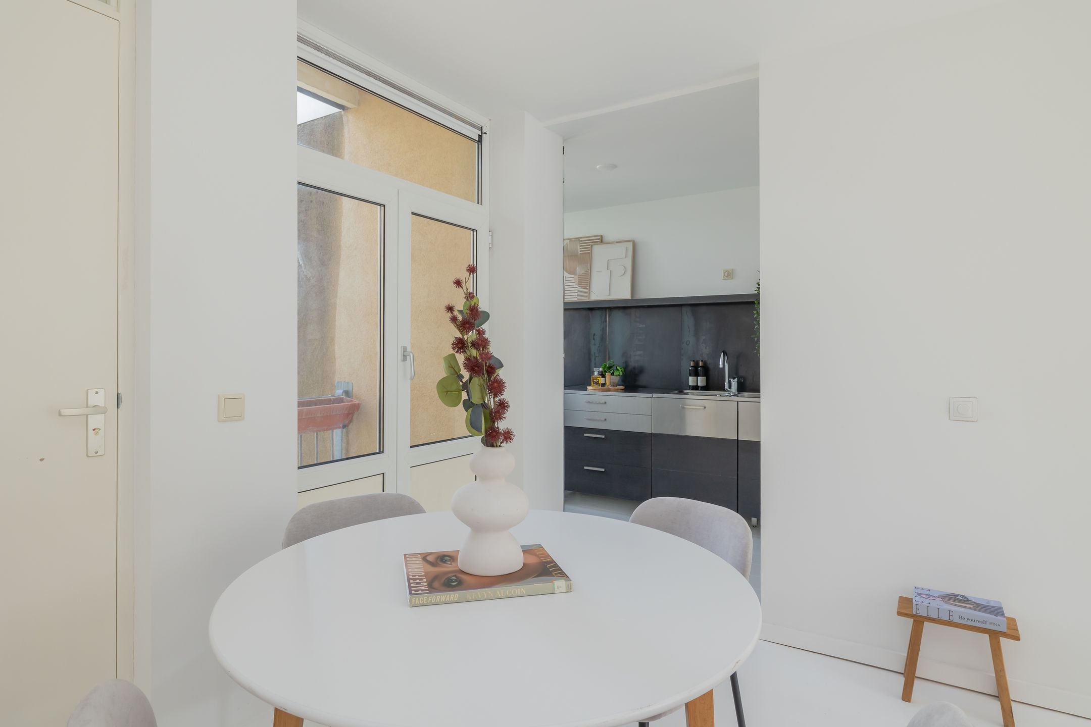 Foto 15 van Joan Melchior Kemperstraat 62-3