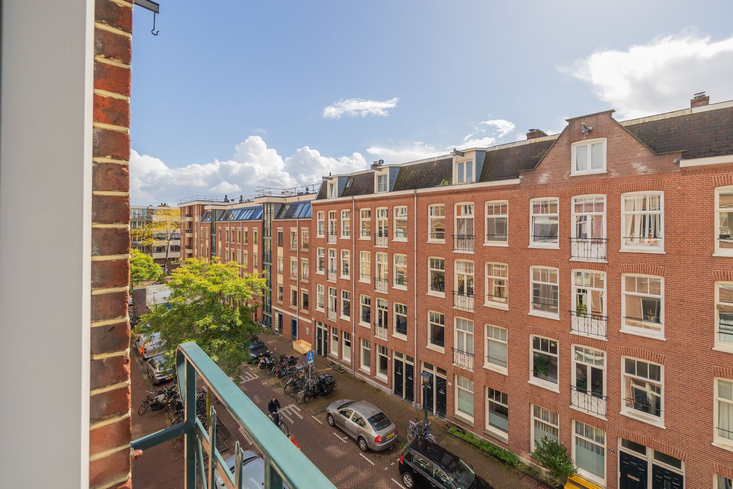 Foto 25 van Joan Melchior Kemperstraat 62-3