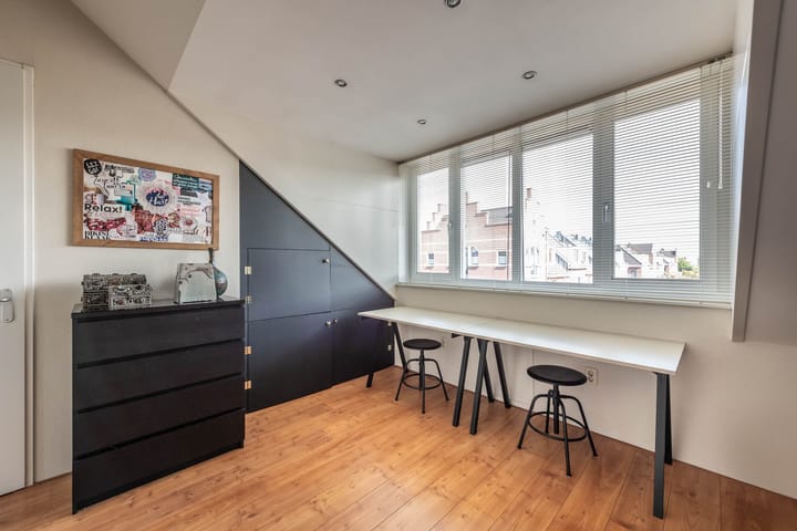 Foto 30 van Dotterbloemweg 8