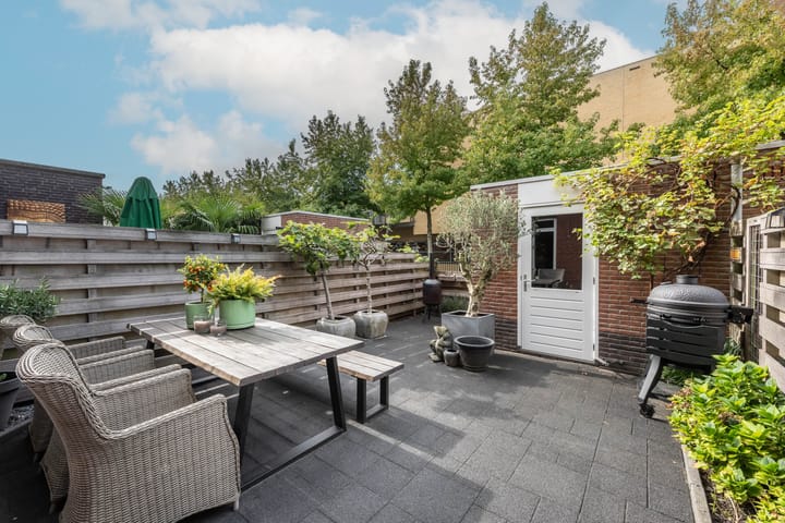 Foto 31 van Dotterbloemweg 8