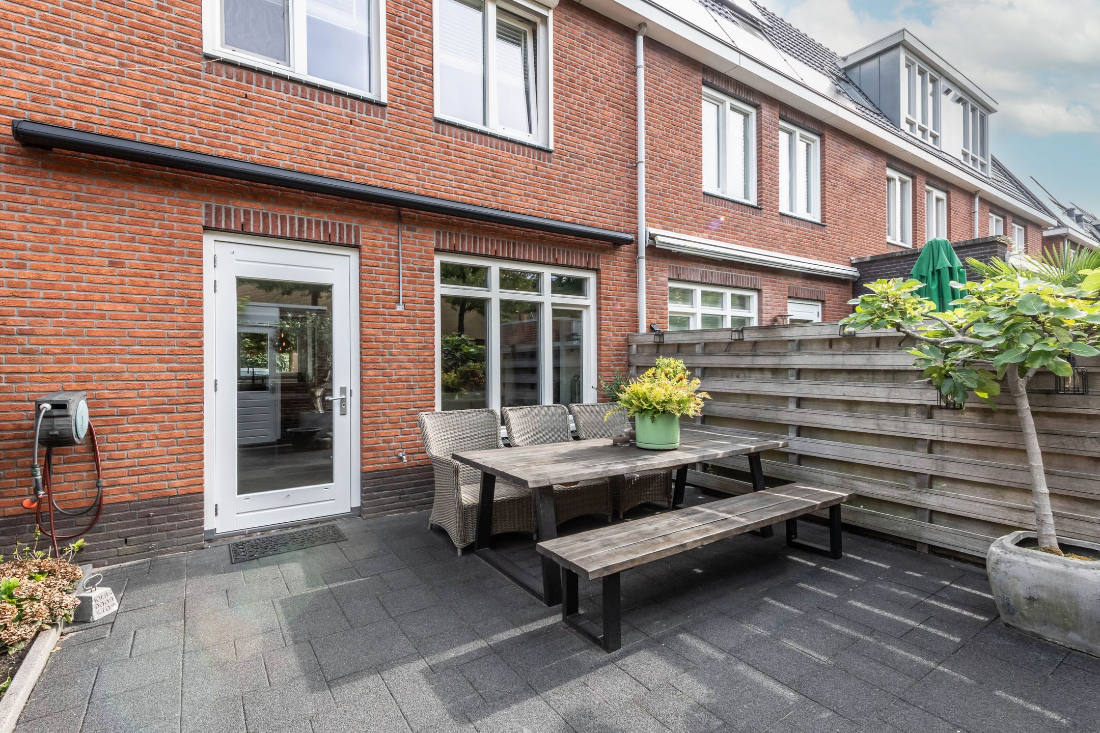 Foto 33 van Dotterbloemweg 8