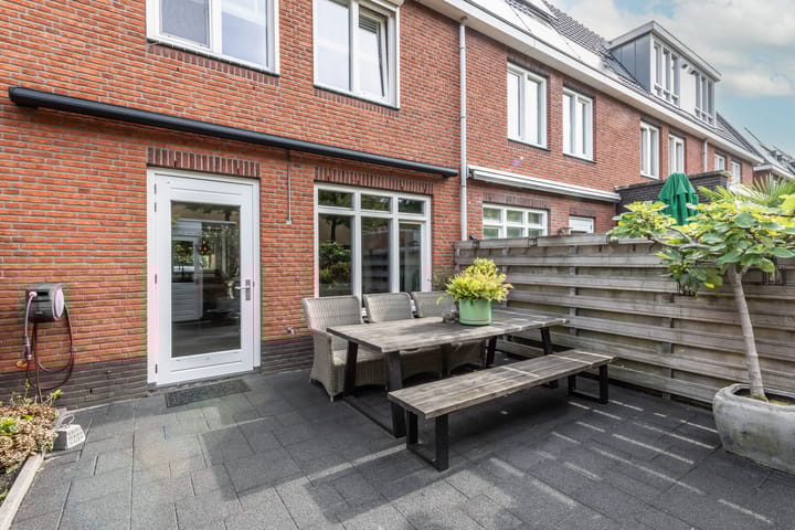 Foto 33 van Dotterbloemweg 8