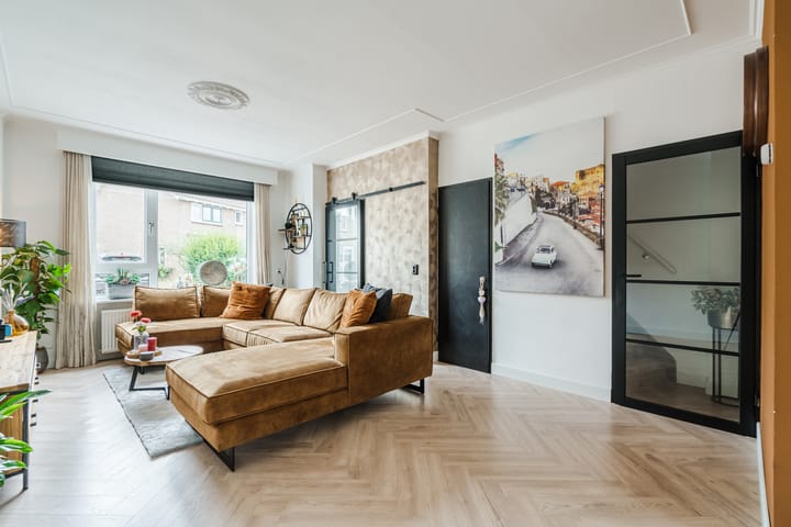 Foto 2 van Trompstraat 46