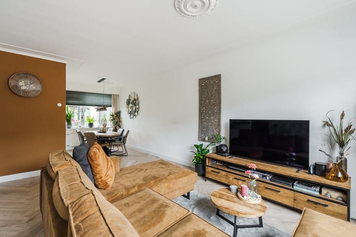 Foto 6 van Trompstraat 46