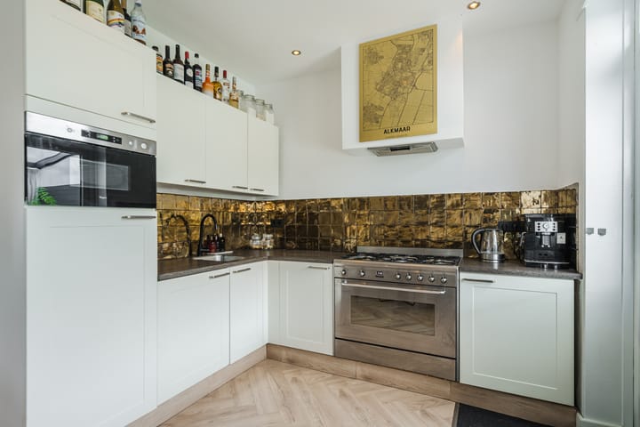 Foto 13 van Trompstraat 46