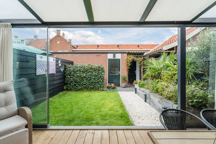 Foto 35 van Trompstraat 46