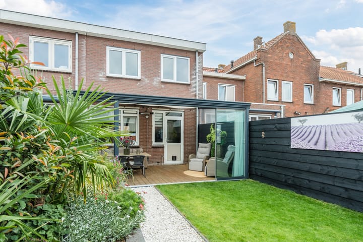 Foto 38 van Trompstraat 46