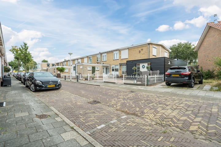 Foto 43 van Trompstraat 46