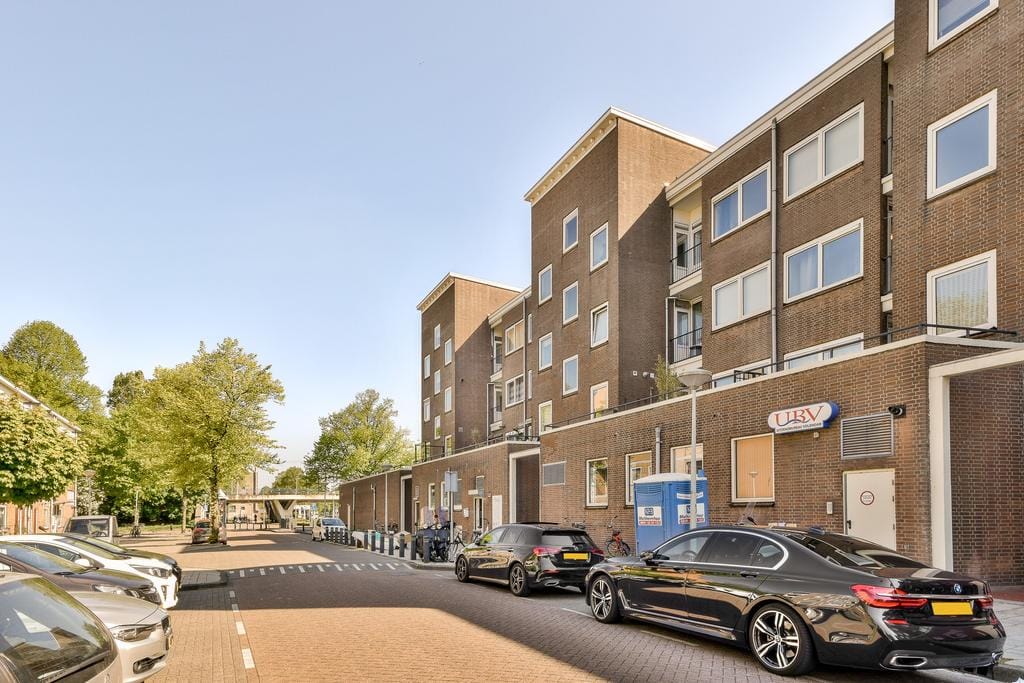 Photo 1 of Van Mourik Broekmanstraat 16-3