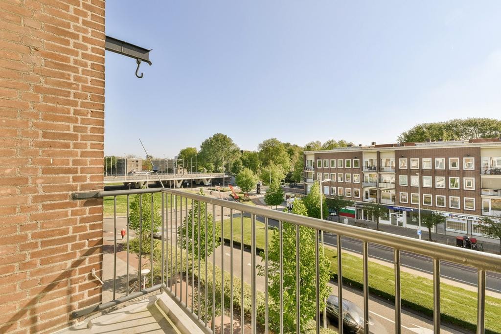 Photo 14 of Van Mourik Broekmanstraat 16-3