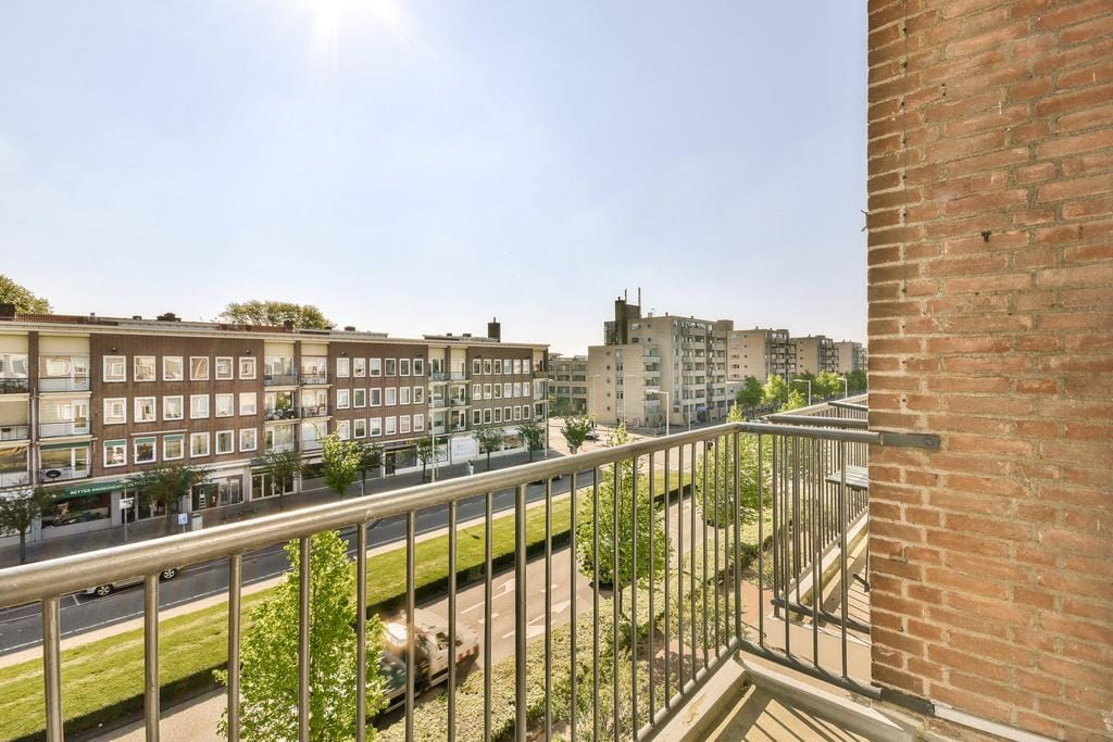 Photo 15 of Van Mourik Broekmanstraat 16-3