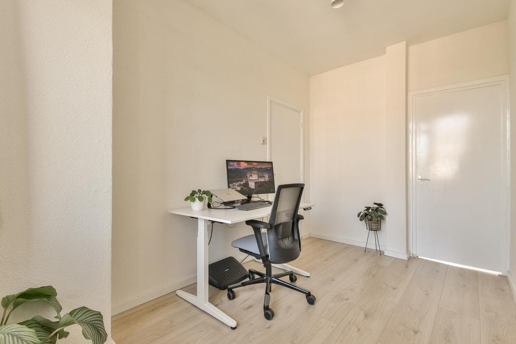 Photo 18 of Van Mourik Broekmanstraat 16-3