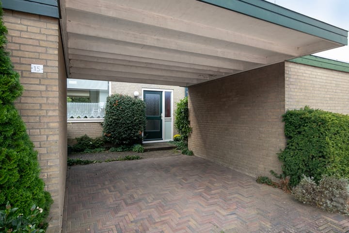 Photo 35 of Delta 15