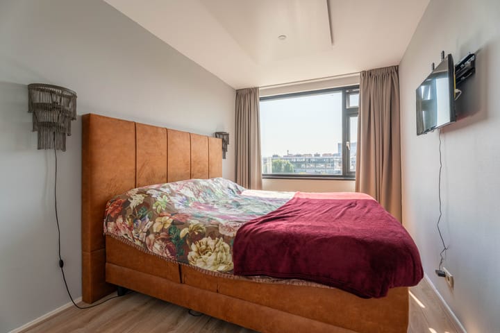 Foto 12 van Troelstrastraat 44