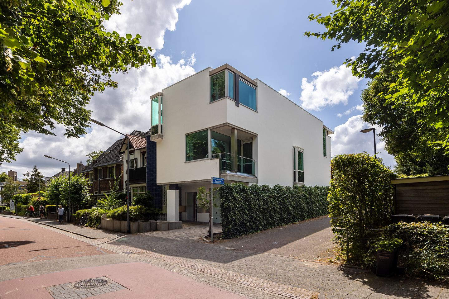 Foto 1 van Hoge Naarderweg 51