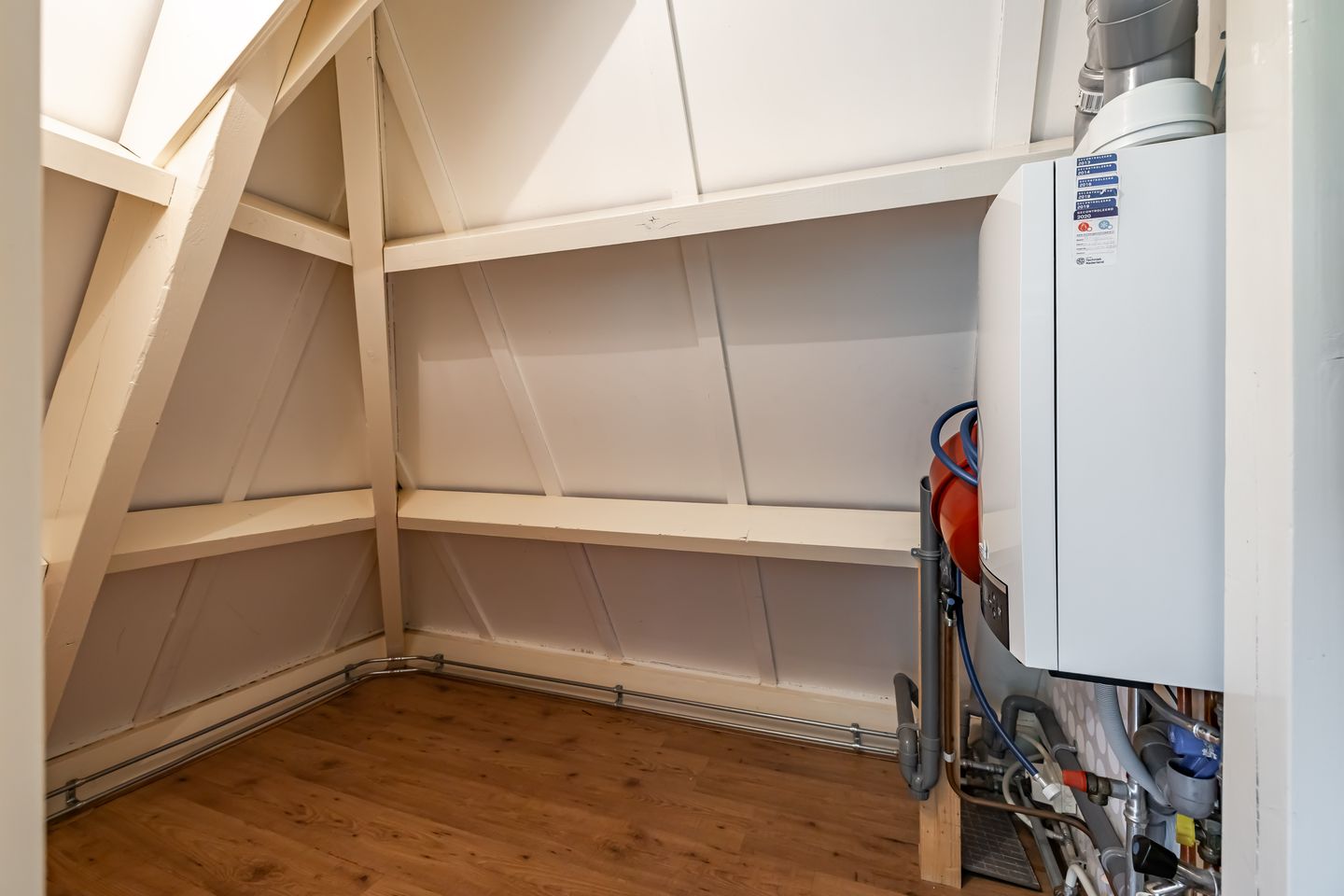 Foto 40 van Aweg 17-K