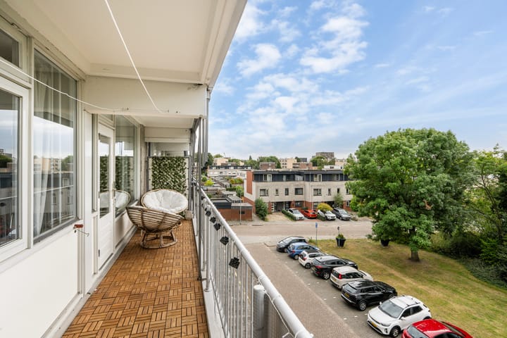 Foto 22 van Burgemeester A. van Walsumlaan 203