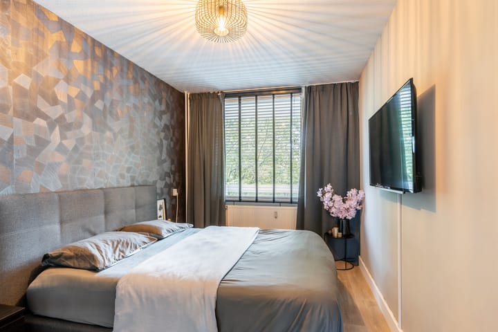 Foto 27 van Burgemeester A. van Walsumlaan 203