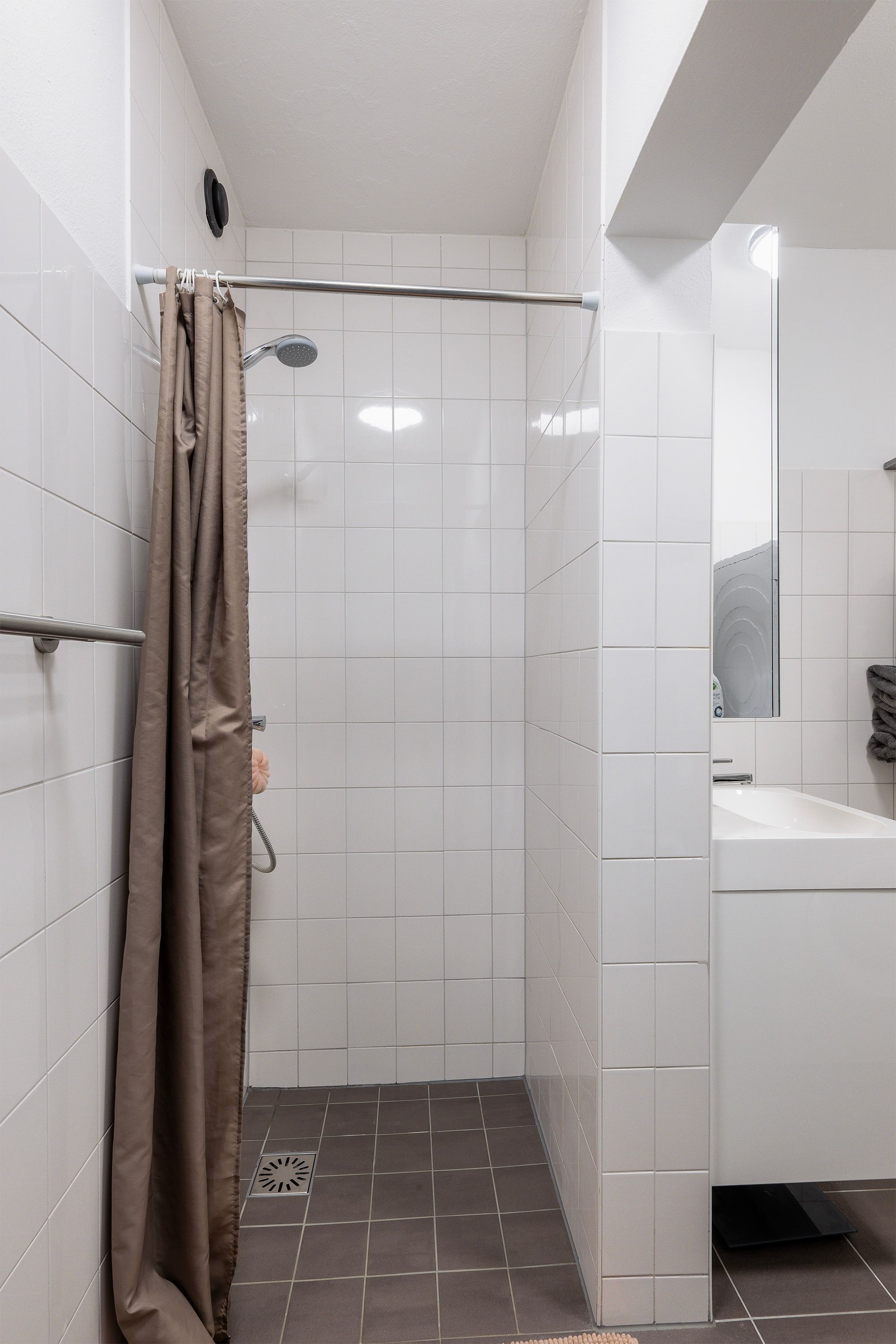 Photo 30 of Burgemeester A. van Walsumlaan 203