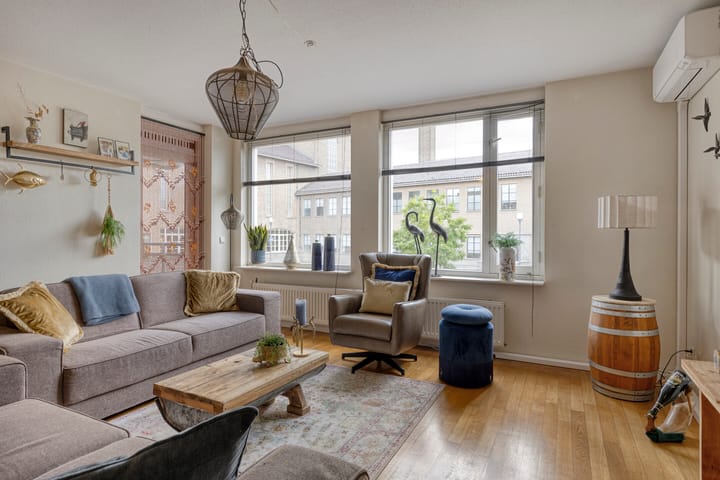 Photo 13 of Hofstraat 15