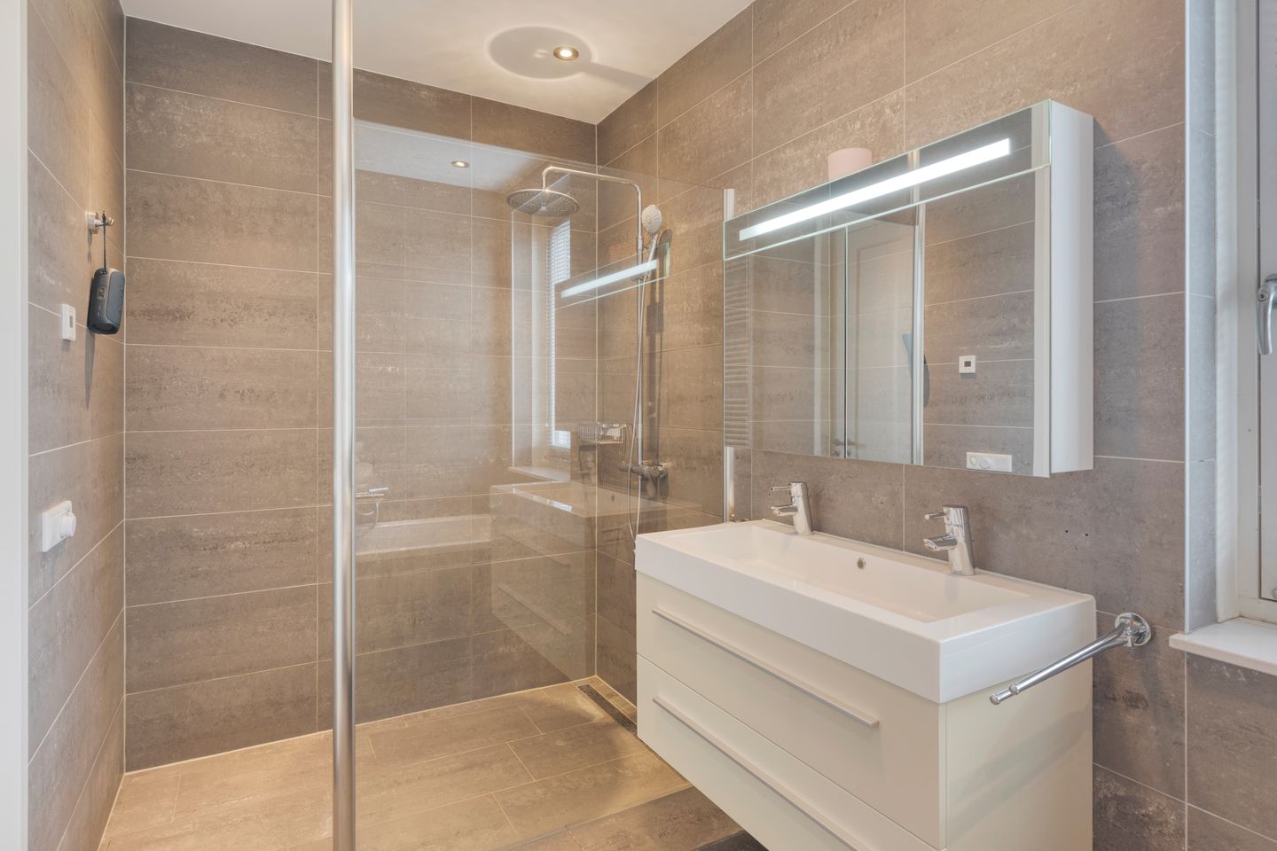 Foto 25 van Molenweg 117