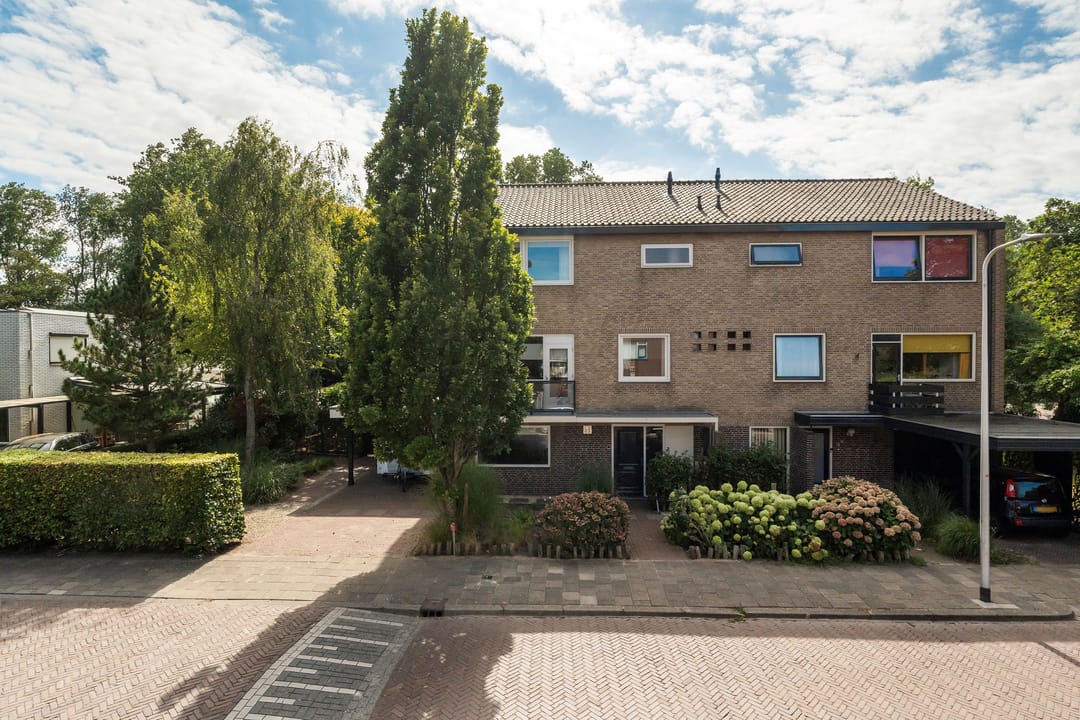 Photo 2 of Groen van Prinstererweg 57