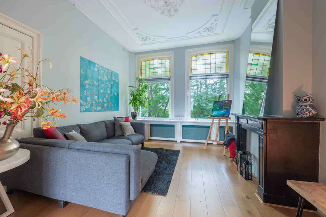 Foto 2 van Alexander Numankade 23