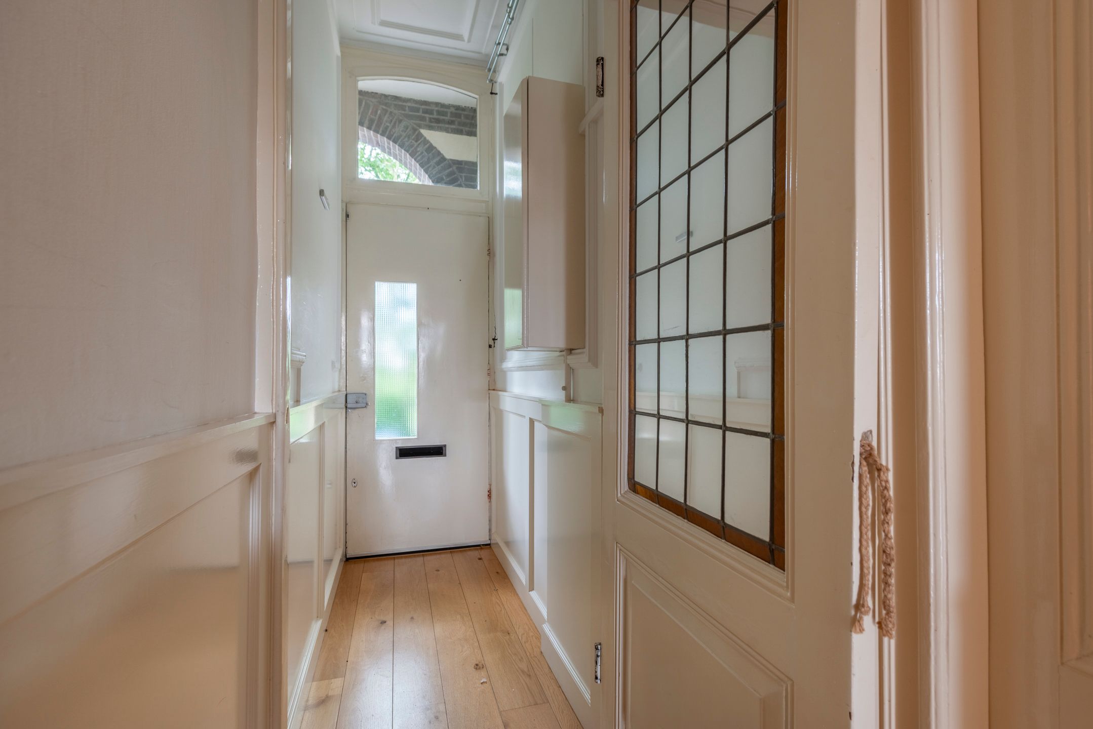 Foto 6 van Alexander Numankade 23