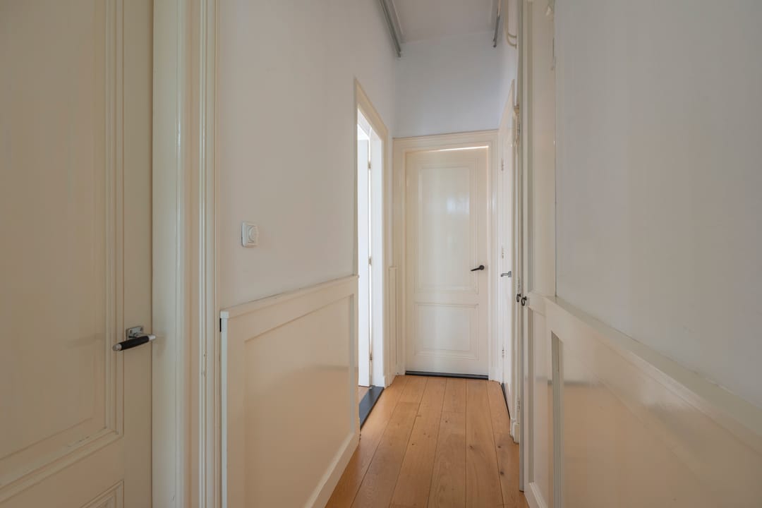 Foto 7 van Alexander Numankade 23