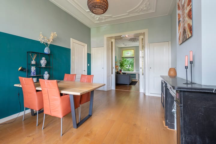 Foto 8 van Alexander Numankade 23