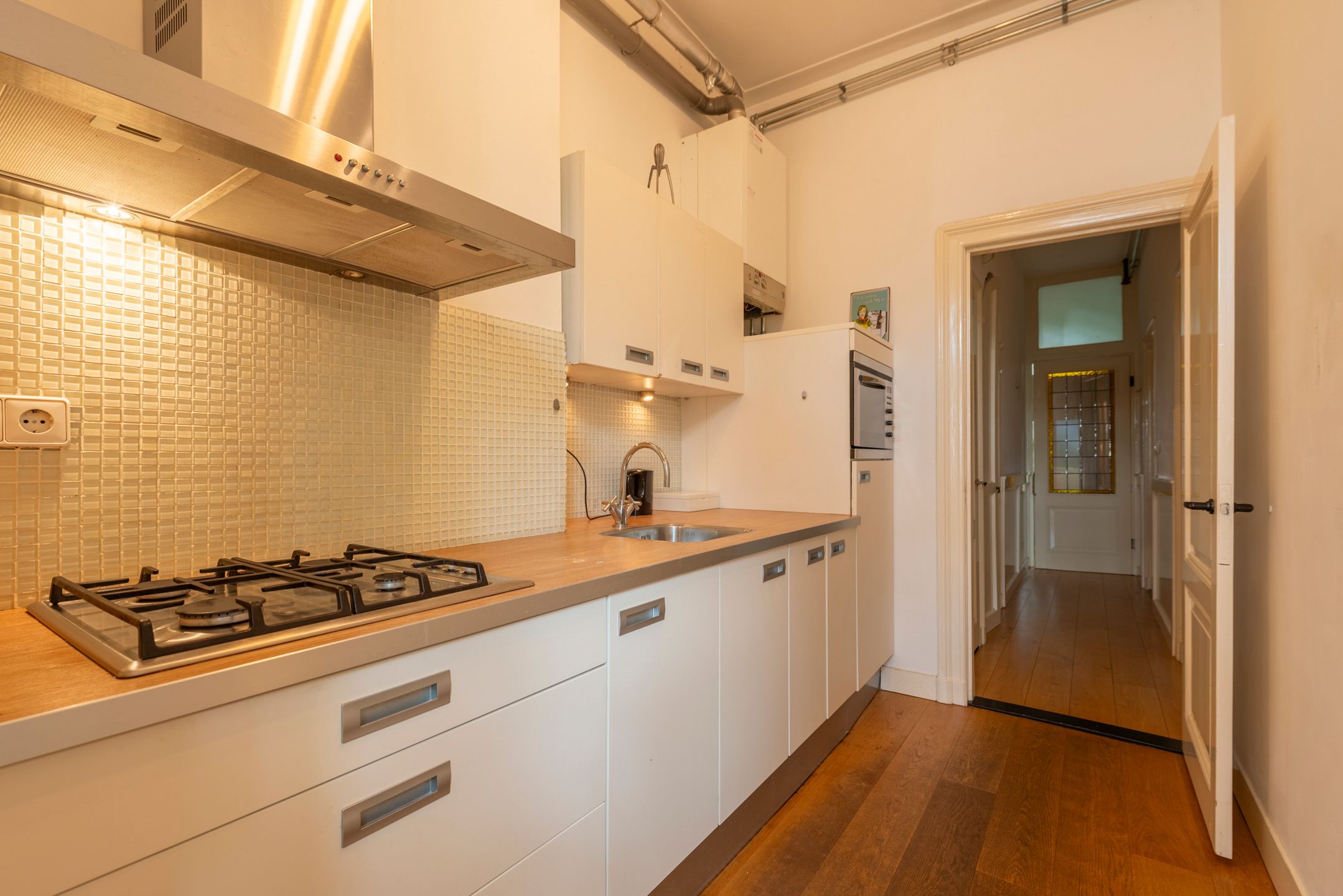 Foto 18 van Alexander Numankade 23