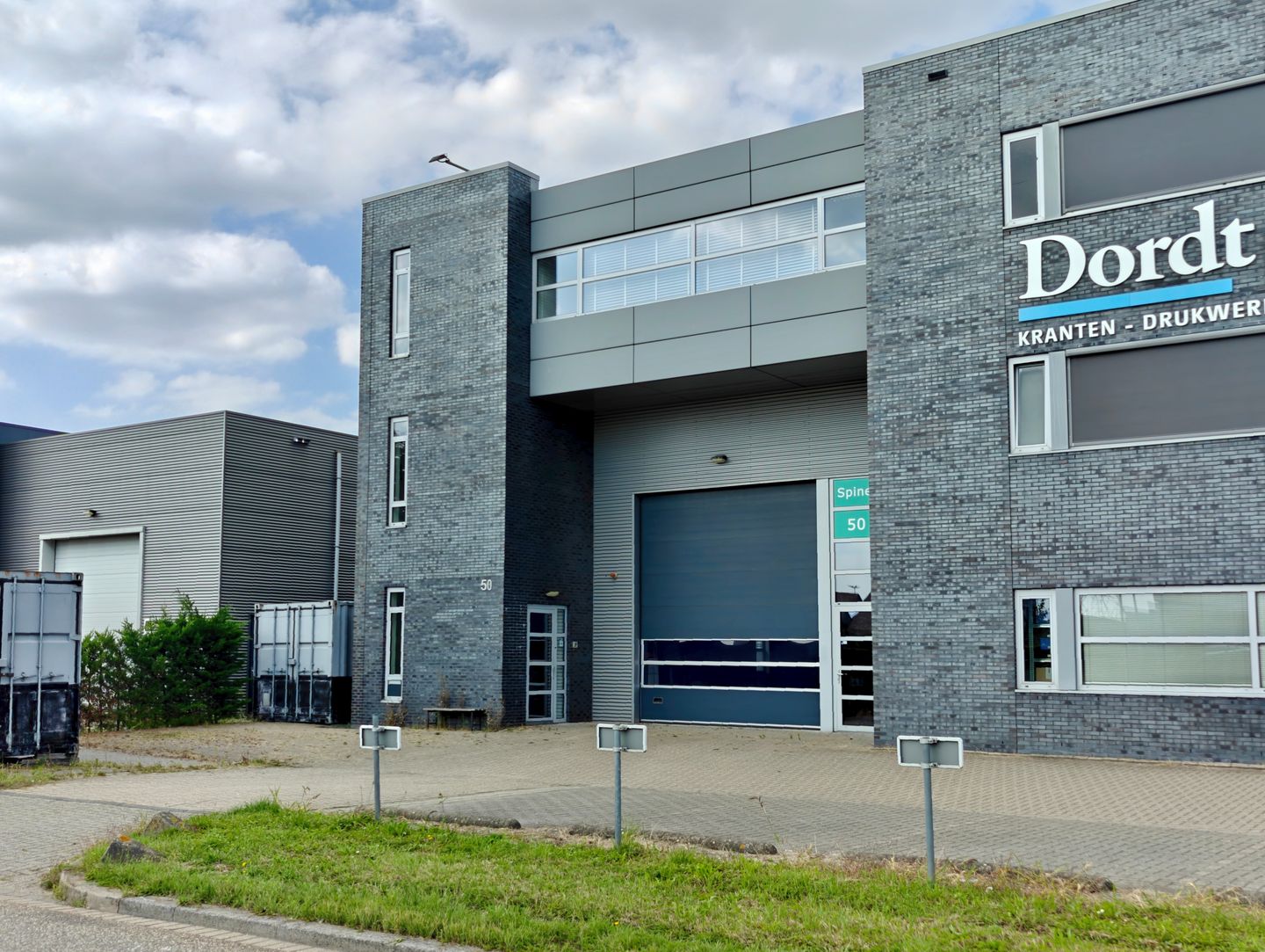 Bekijk foto 1 van Spinel 50