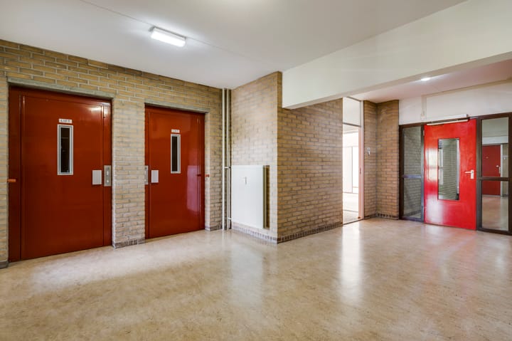 Photo 5 of Via Regia 192-E