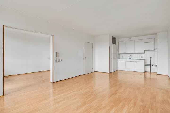 Photo 12 of Via Regia 192-E