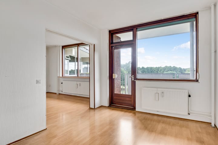 Photo 13 of Via Regia 192-E