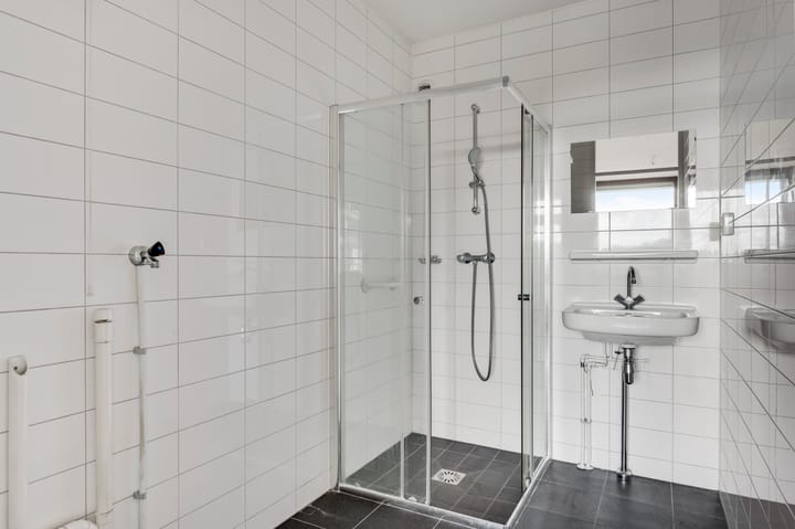 Photo 18 of Via Regia 192-E