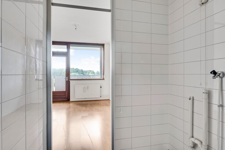 Photo 19 of Via Regia 192-E