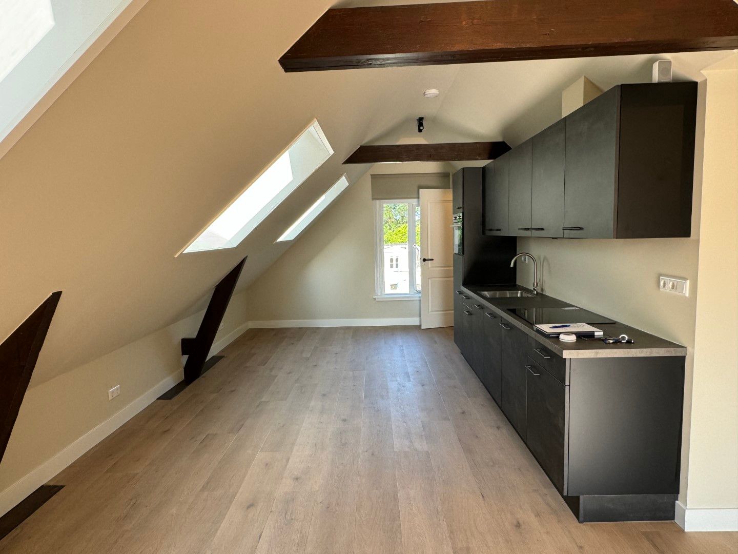 Foto 4 van Stationsweg 103-C