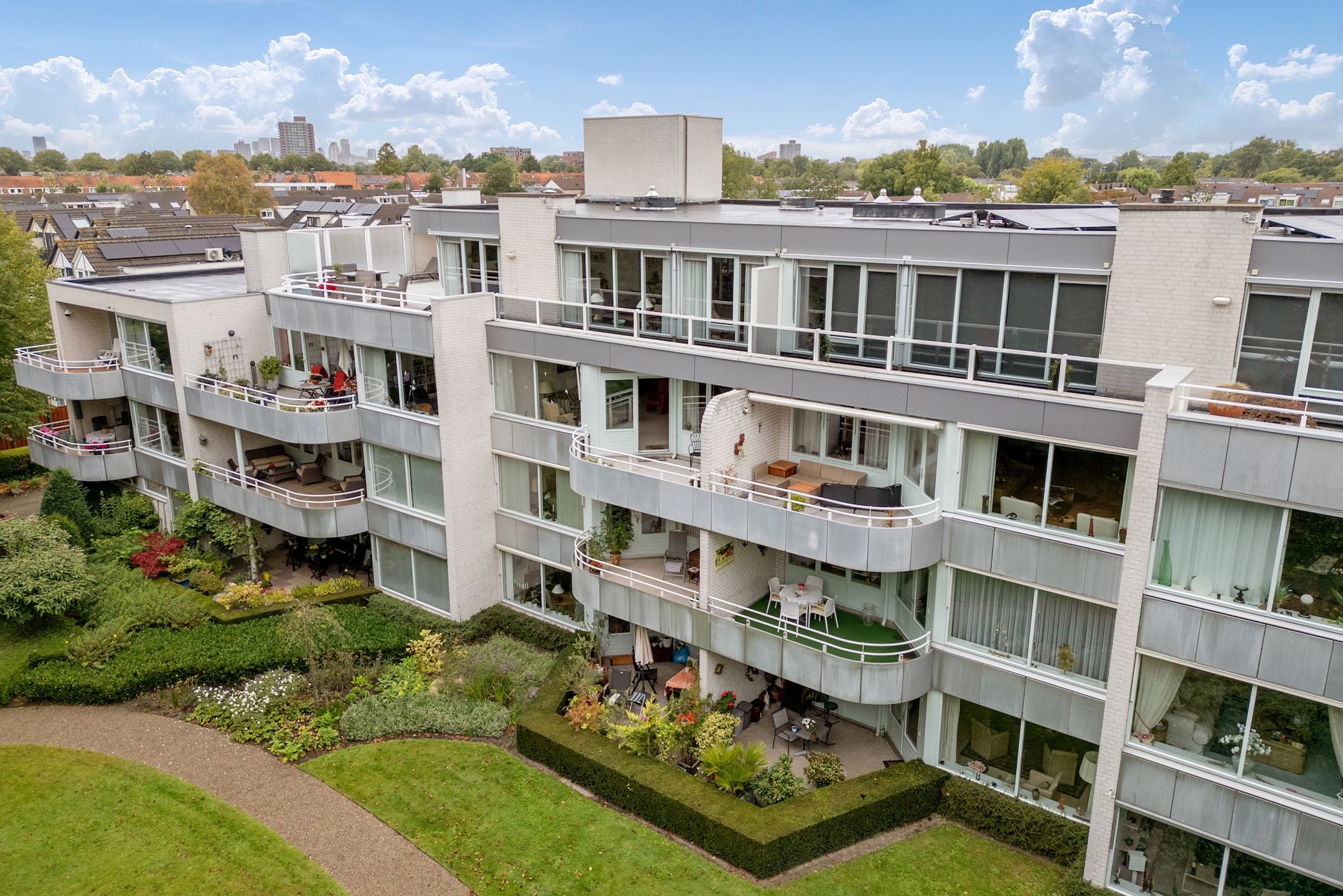 Foto 3 van Carolinenhof 16