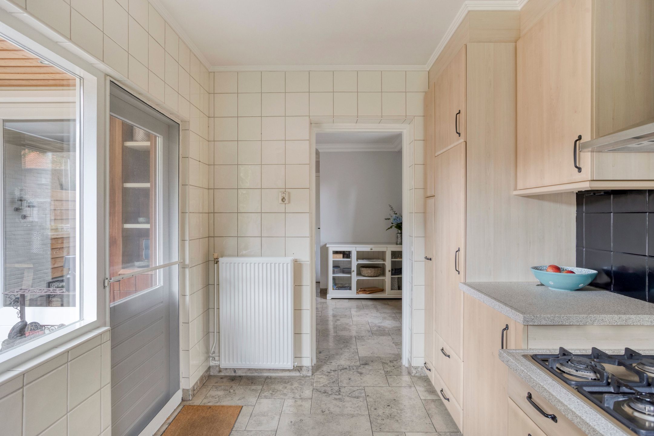 Photo 12 of Van Schendelstraat 15