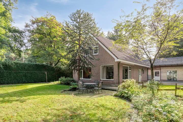 Foto 1 van Eikenkamp 6