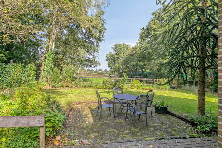 Foto 2 van Eikenkamp 6