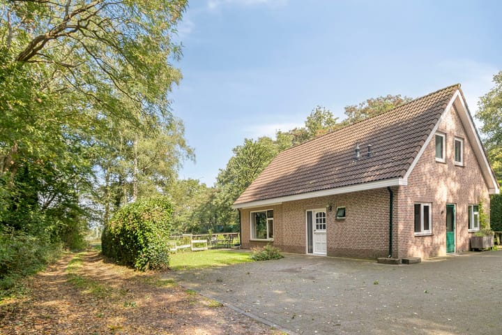 Foto 3 van Eikenkamp 6