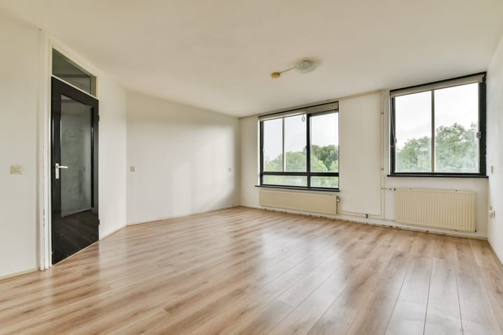 Foto 5 van Bernard Shawsingel 296