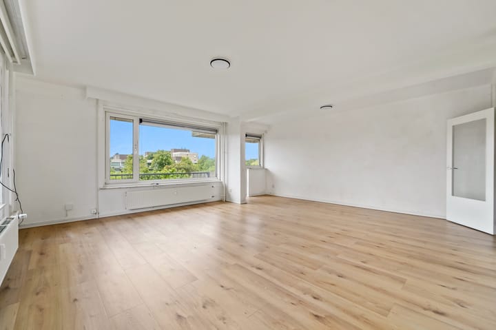 Photo 7 of Thomas Jeffersonlaan 307