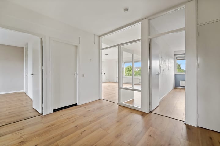 Photo 24 of Thomas Jeffersonlaan 307