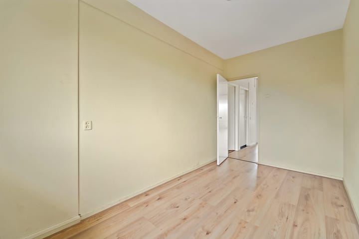 Photo 26 of Thomas Jeffersonlaan 307